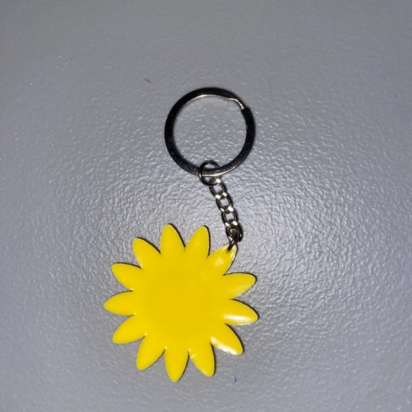 Sunflower keychain 🌻 - Picture 2 of 2